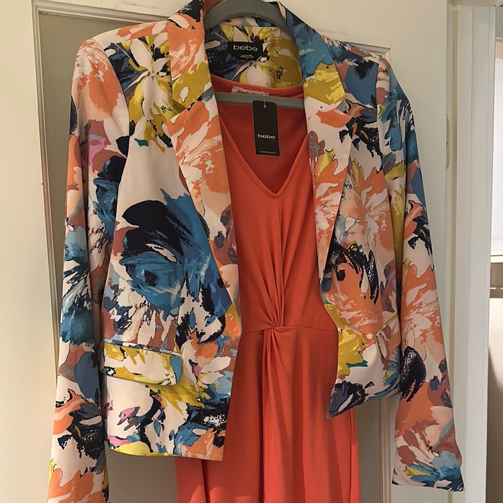 Bebe Women's Floral Blazer - Multicolor
